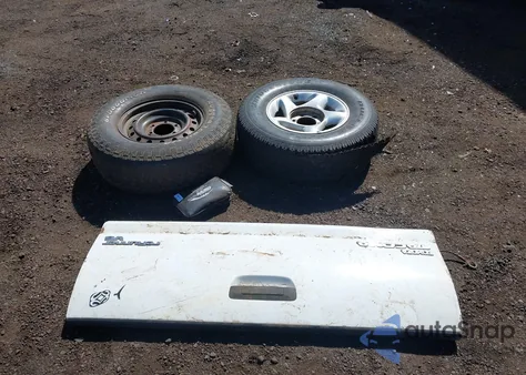 2015 Toyota Tacoma Base V6 from USA, damaged, VIN 5TFLU4EN0FX137548